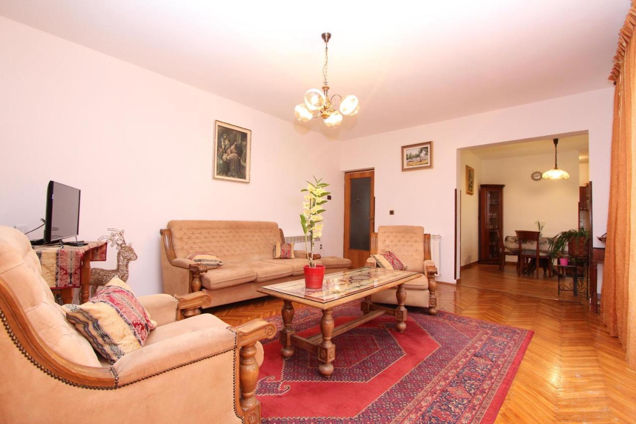 Apartment Clementina Višnjan エクステリア 写真