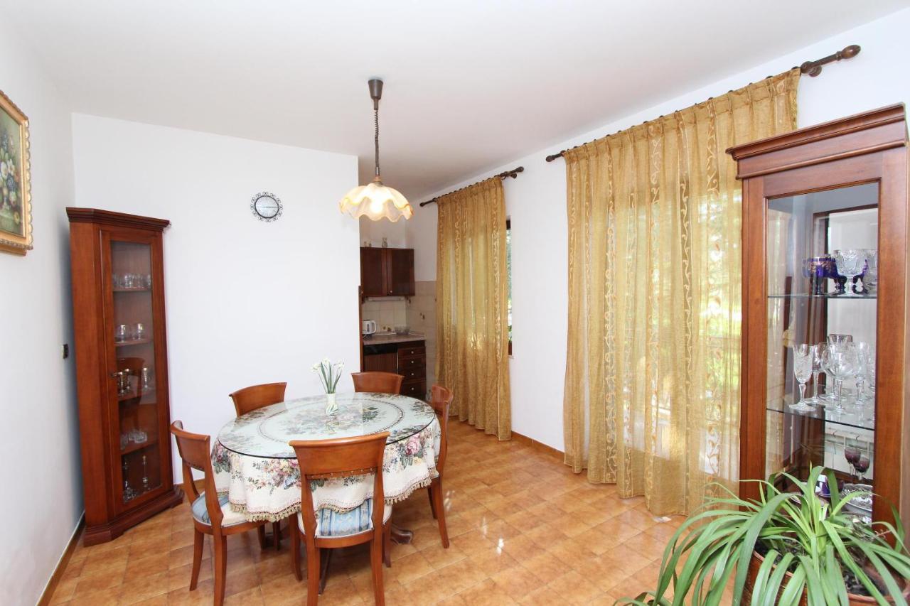 Apartment Clementina Višnjan エクステリア 写真